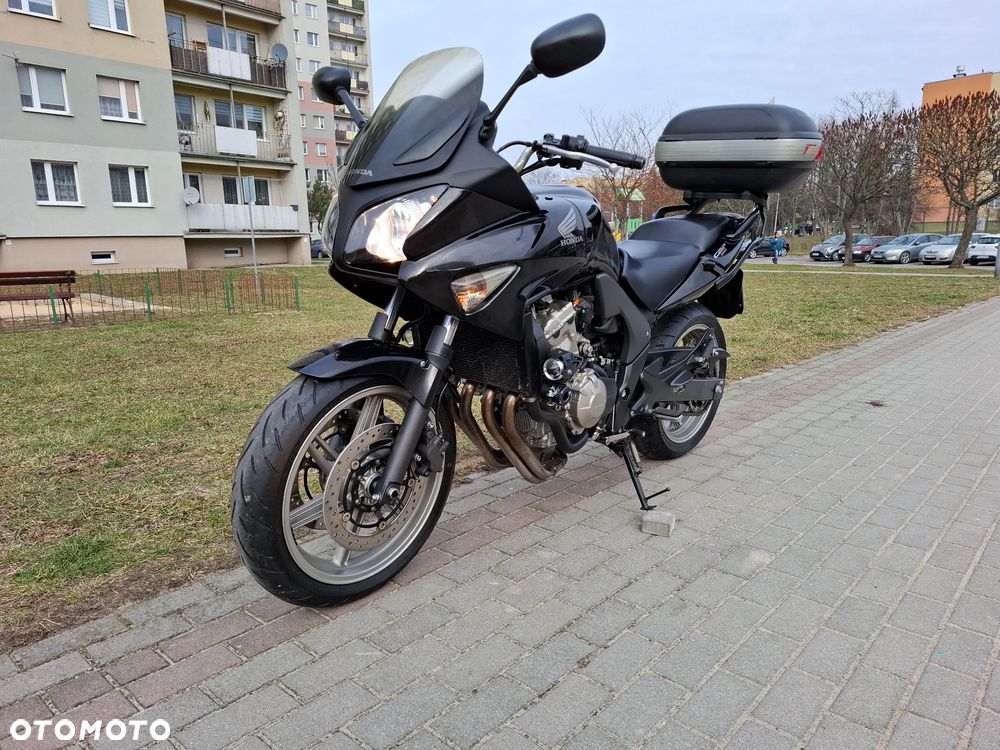 Honda CBF - 4
