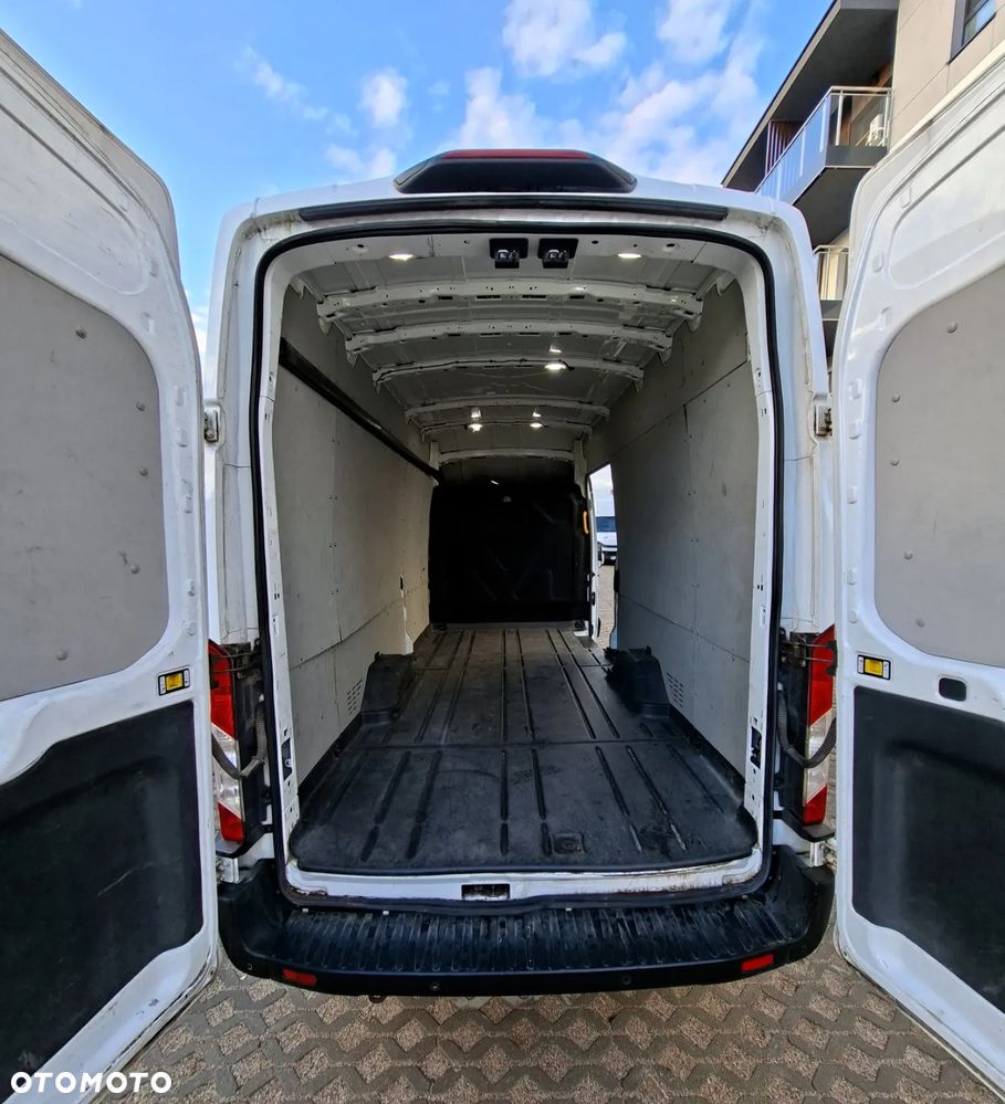 Ford Transit - 9