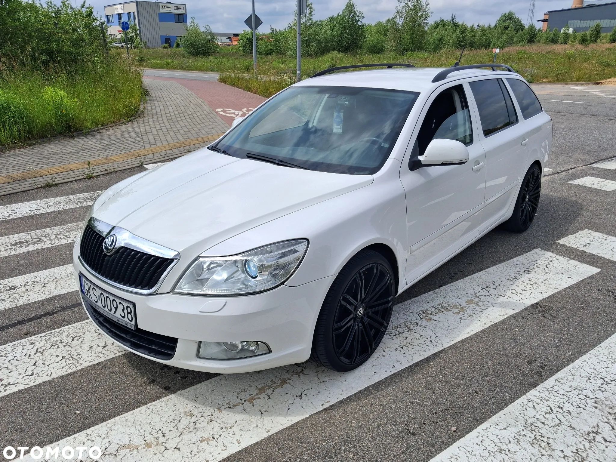 Skoda Octavia Combi 2.0 TDI DPF DSG Sport Edition - 1