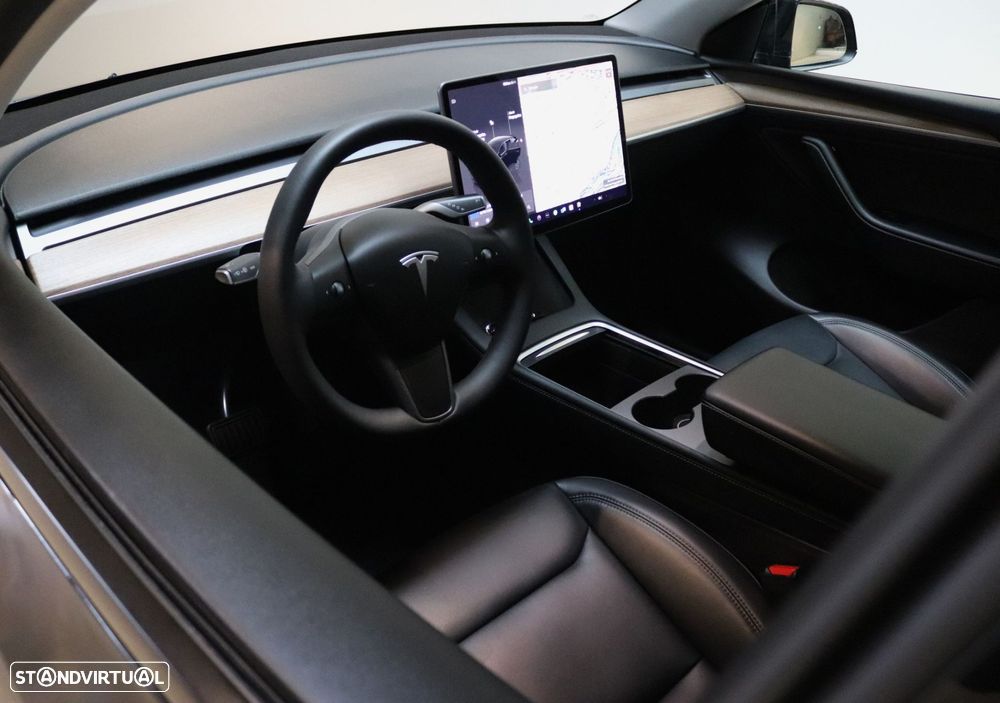Tesla Model Y Long Range Tração Integral - 9