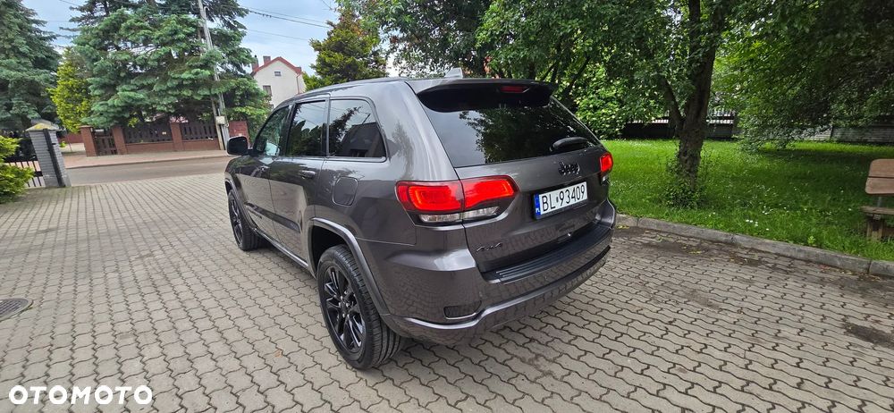 Jeep Grand Cherokee 3.6 V6 Laredo - 35