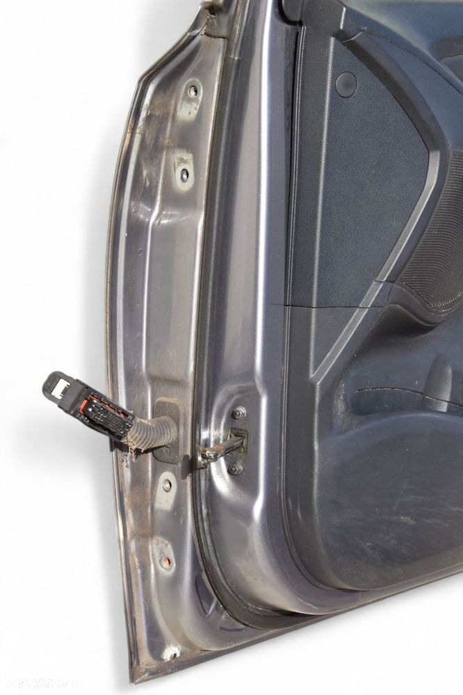 Drzwi Prawy Przód HYUNDAI IX35 I Przedlift 09-12 kod lakieru: ZAR - 12