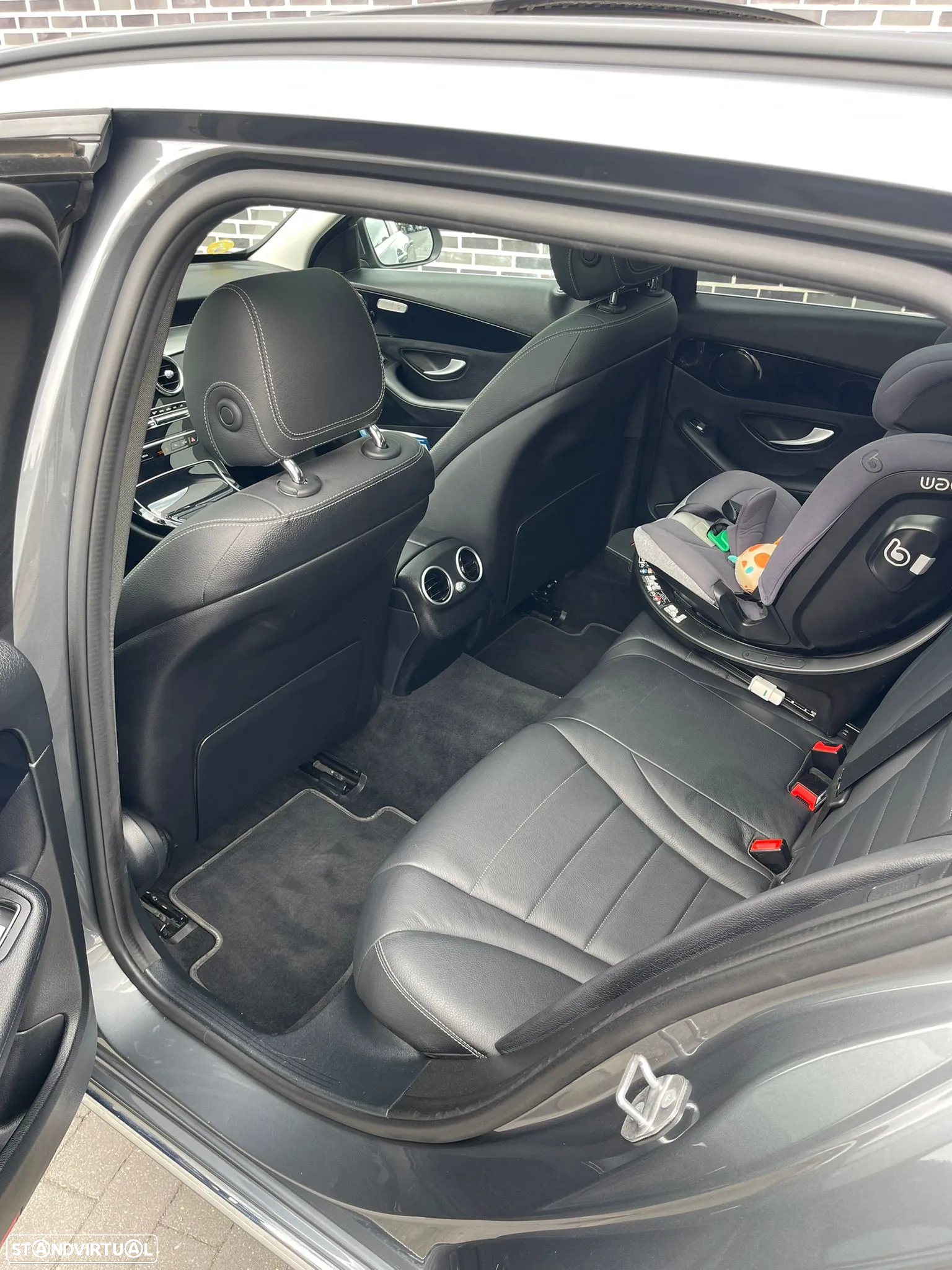 Mercedes-Benz C 180 d Station 9G-TRONIC AMG Line - 9