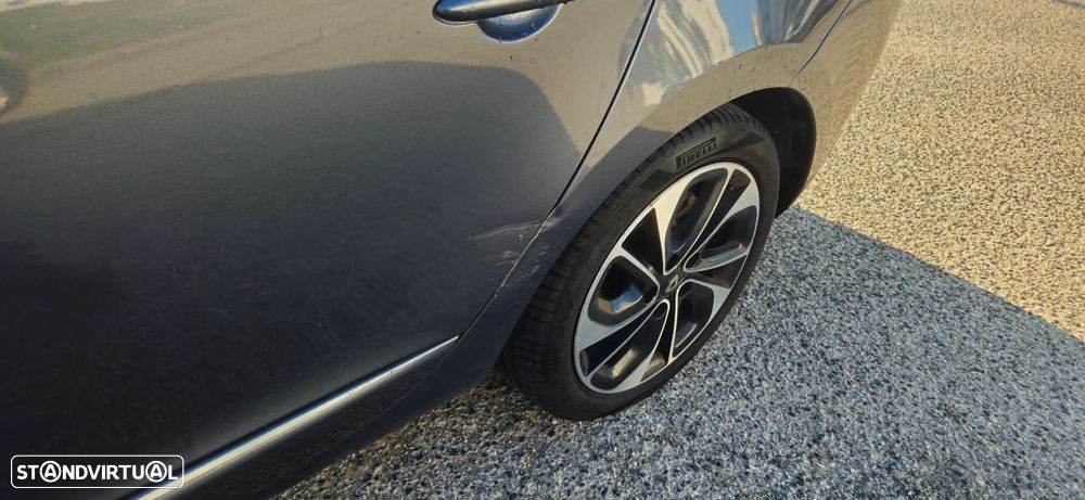 Renault Mégane Sport Tourer 1.5 dCi Bose Edition - 11