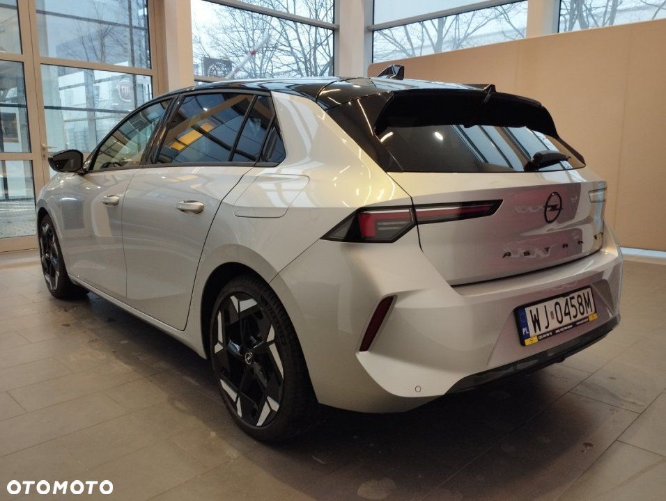 Opel Astra - 4