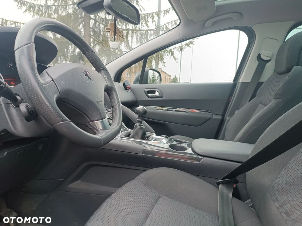 Peugeot 3008 HDi FAP 110 Family - 17