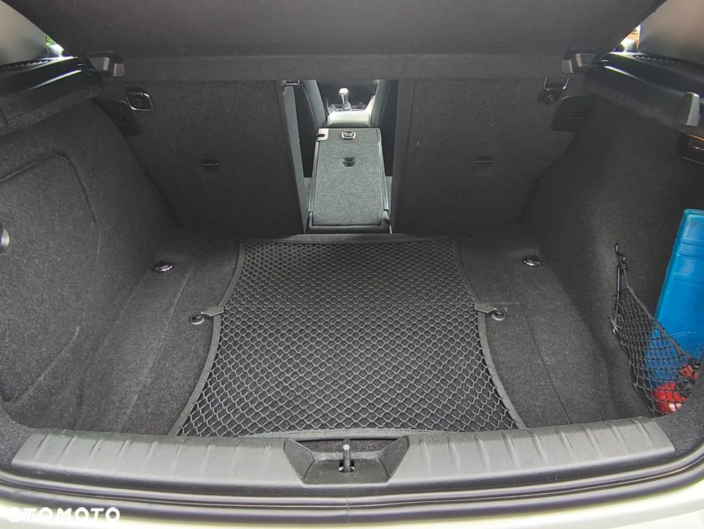 BMW Seria 1 118d xDrive Edition Metropolitan - 33