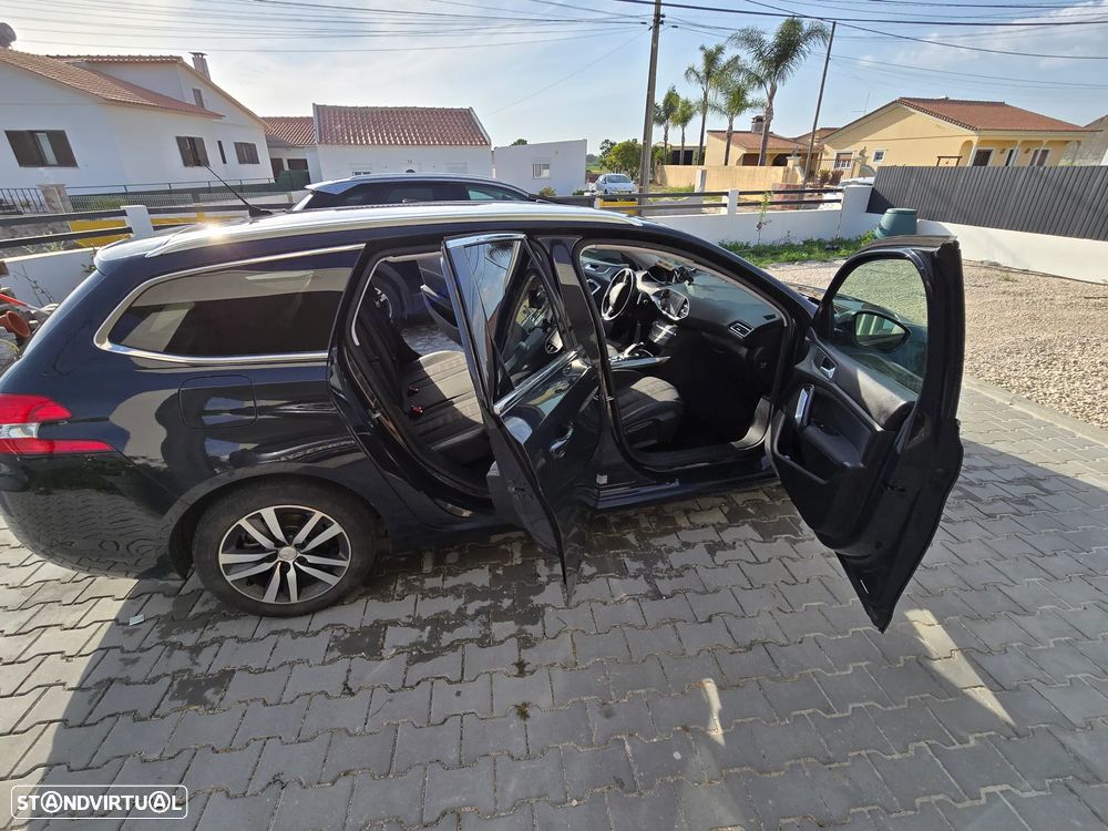 Peugeot 308 SW PureTech 130 GPF EAT8 Stop & Start Allure Pack - 5