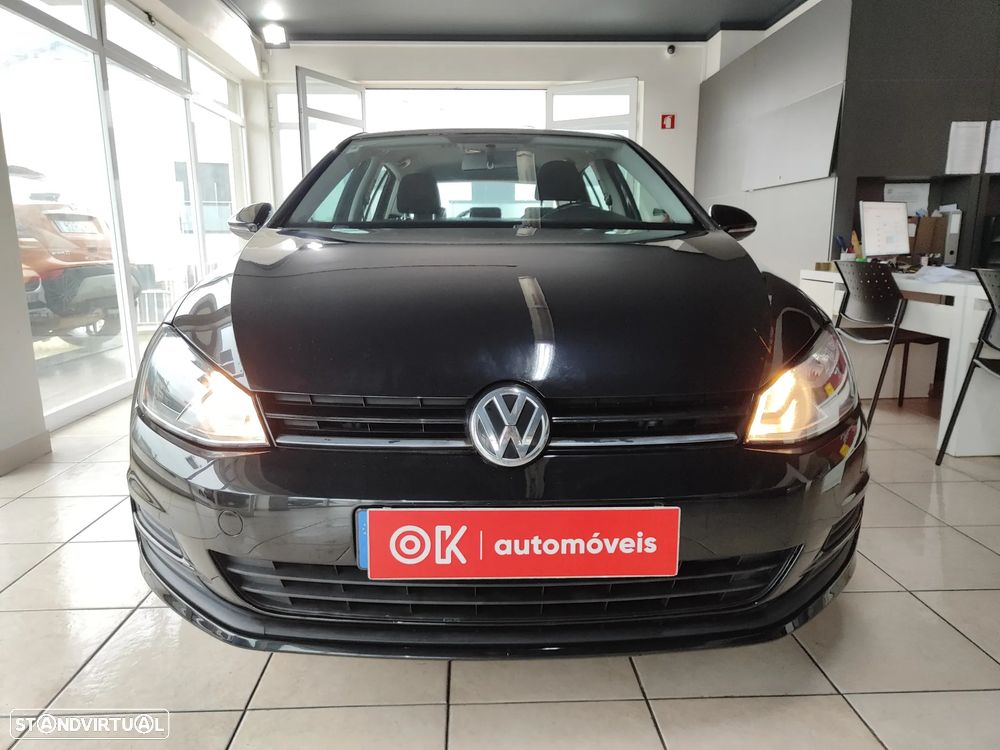 VW Golf 1.6 TDi Trendline BlueMotion - 3