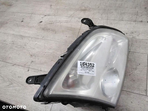 OPEL VECTRA C LAMPA PRZÓD PRAWA