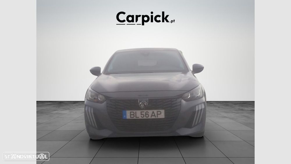 Peugeot 208 - 8