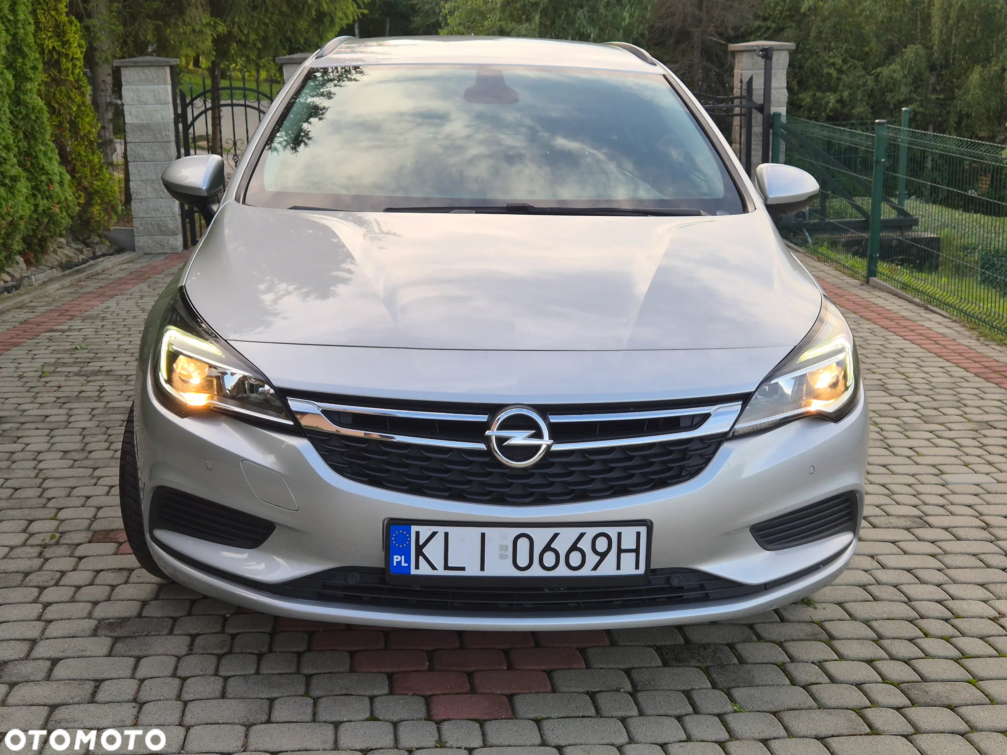 Opel Astra 1.6 CDTI DPF ecoFLEX Sports TourerStart/Stop Edition - 16