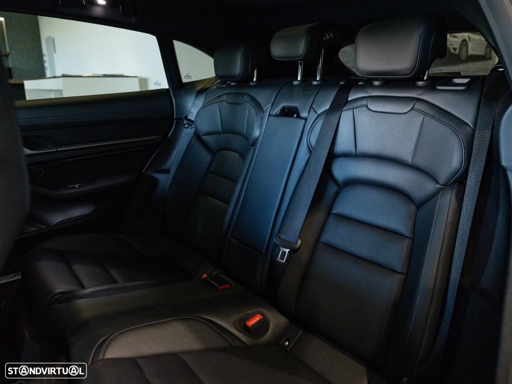 Porsche Taycan Sport Turismo 4S - 28
