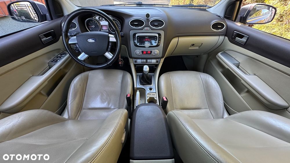 Ford Focus 2.0 16V Trend - 18