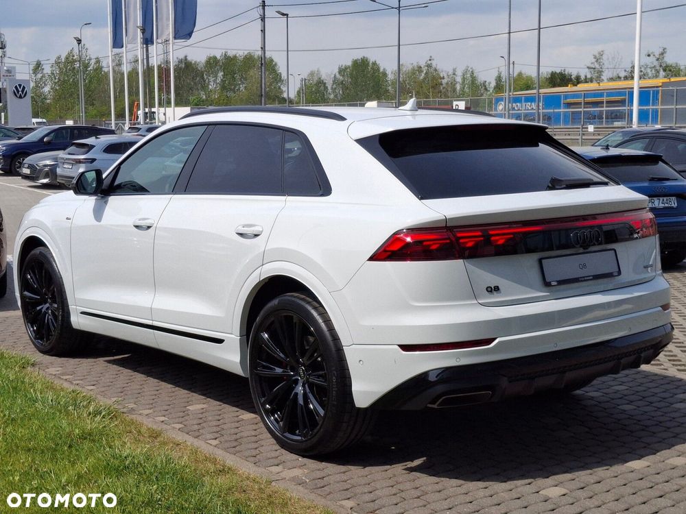 Audi Q8 - 5