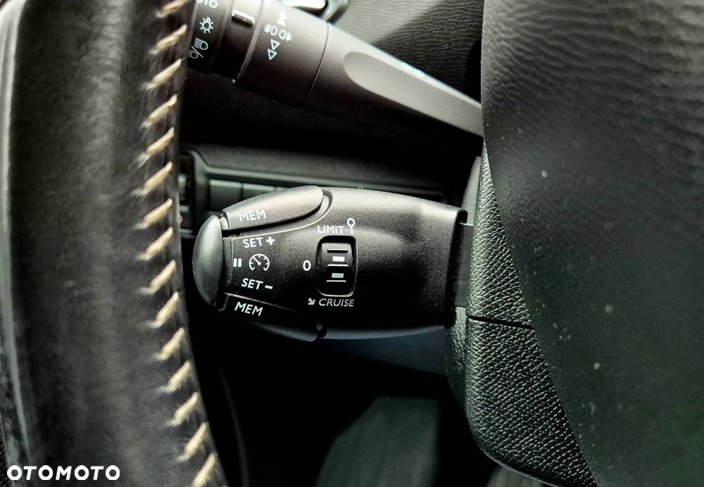 Peugeot 308 - 21
