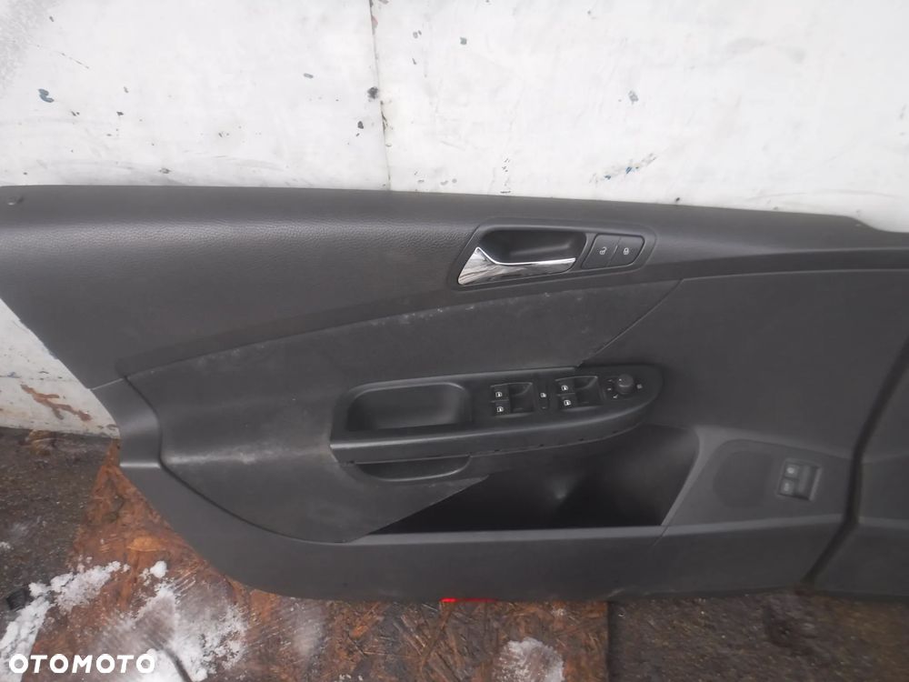 Vw Passat B6 boczki tapicerki drzwi przod lewa prawa  kpl  EUROPA - 2
