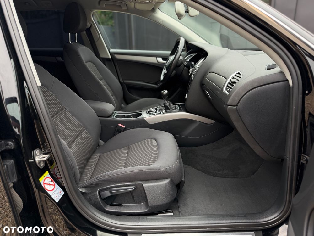 Audi A4 Avant 2.0 TDI DPF clean diesel Attraction - 31