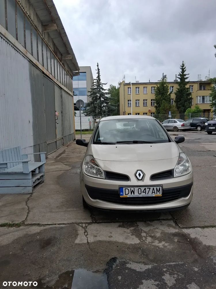 Renault Clio 1.4 16V Extreme - 1