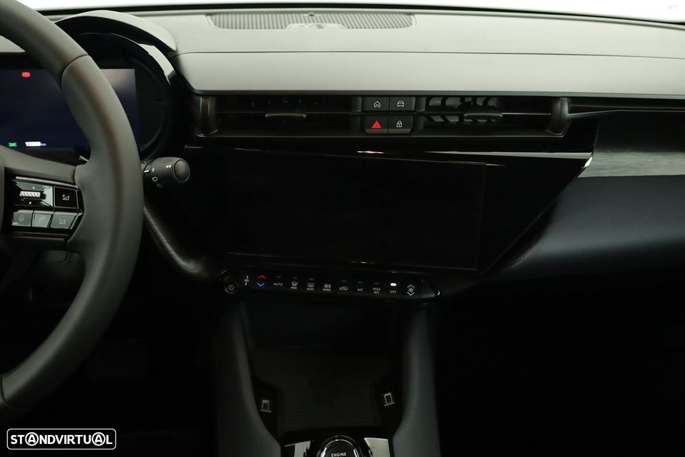 Alfa Romeo Junior Elletrica 50 kWh - 10