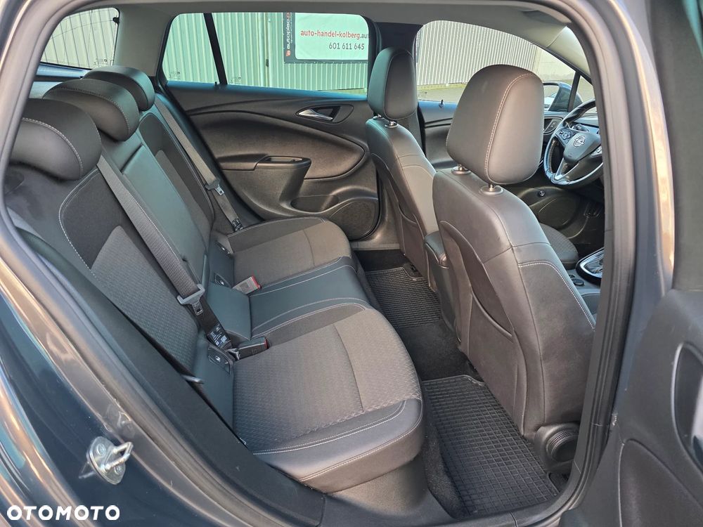 Opel Astra 1.4 Turbo Start/Stop Automatik Innovation - 26