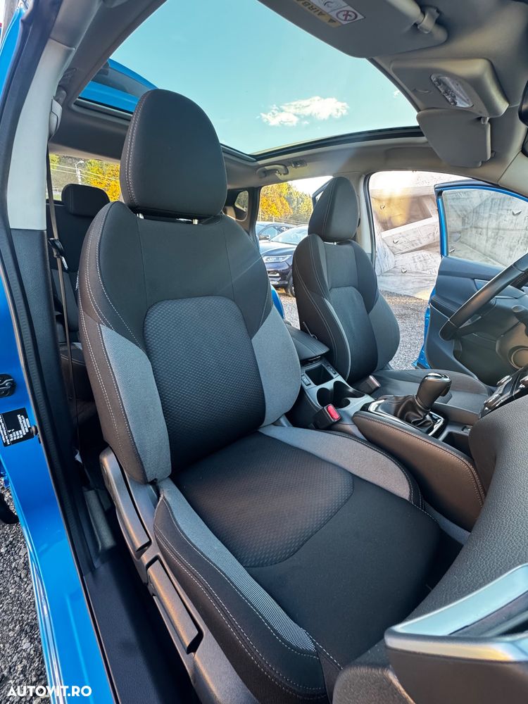 Nissan Qashqai 1.6 DCI Xtronic N-Connecta - 30