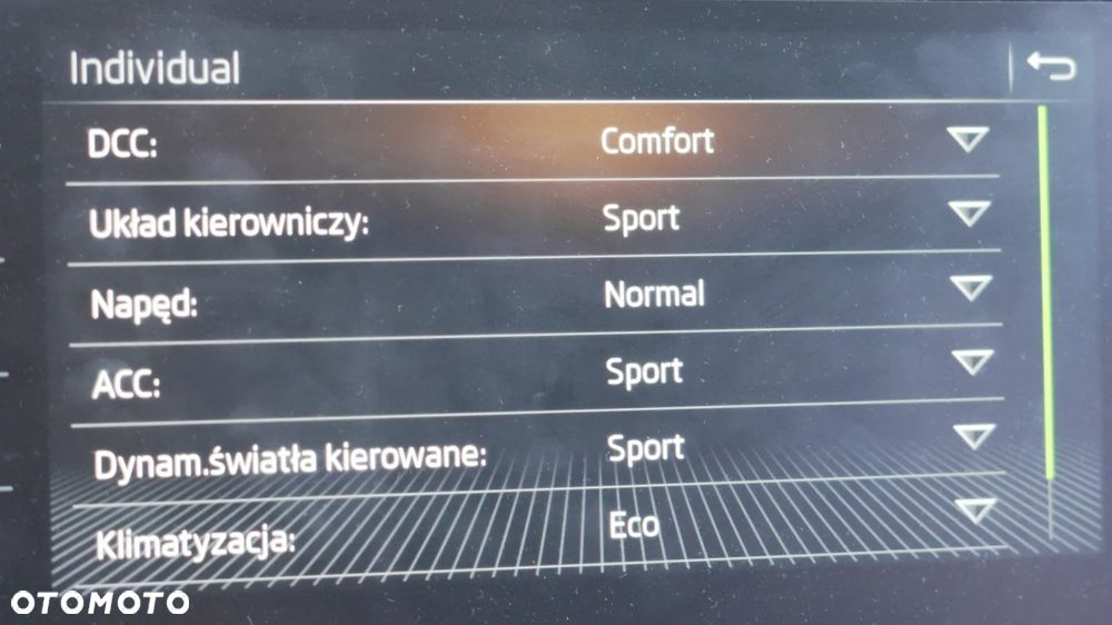 Skoda Superb 2.0 TSI 4x4 L&K DSG - 18
