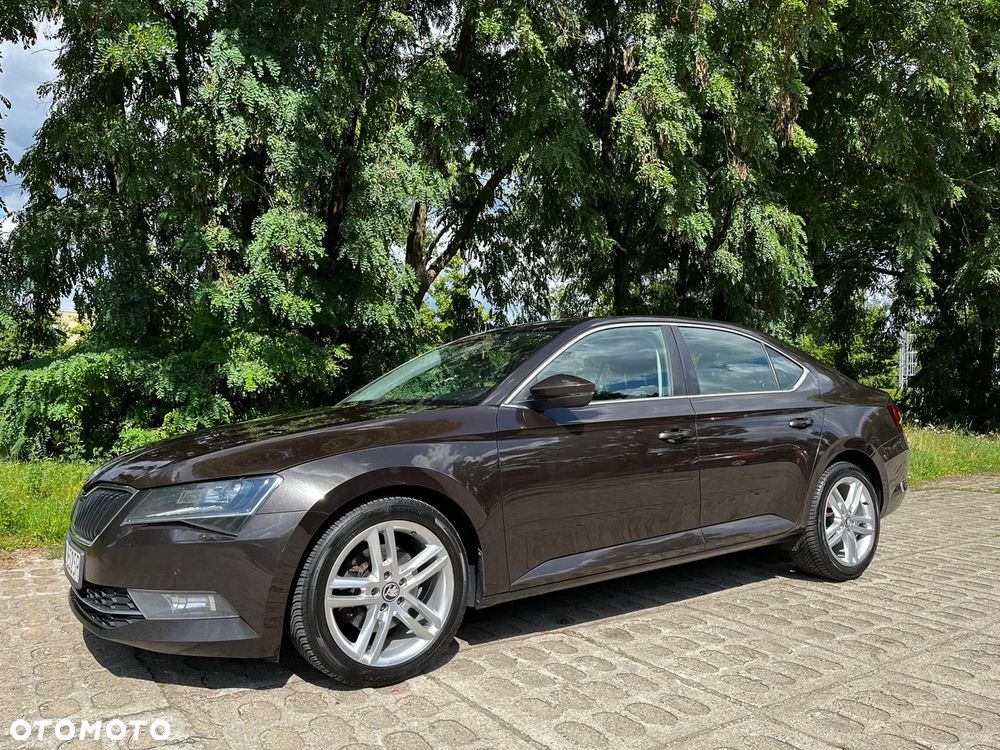 Skoda Superb 2.0 TDI 4x4 Style DSG - 2