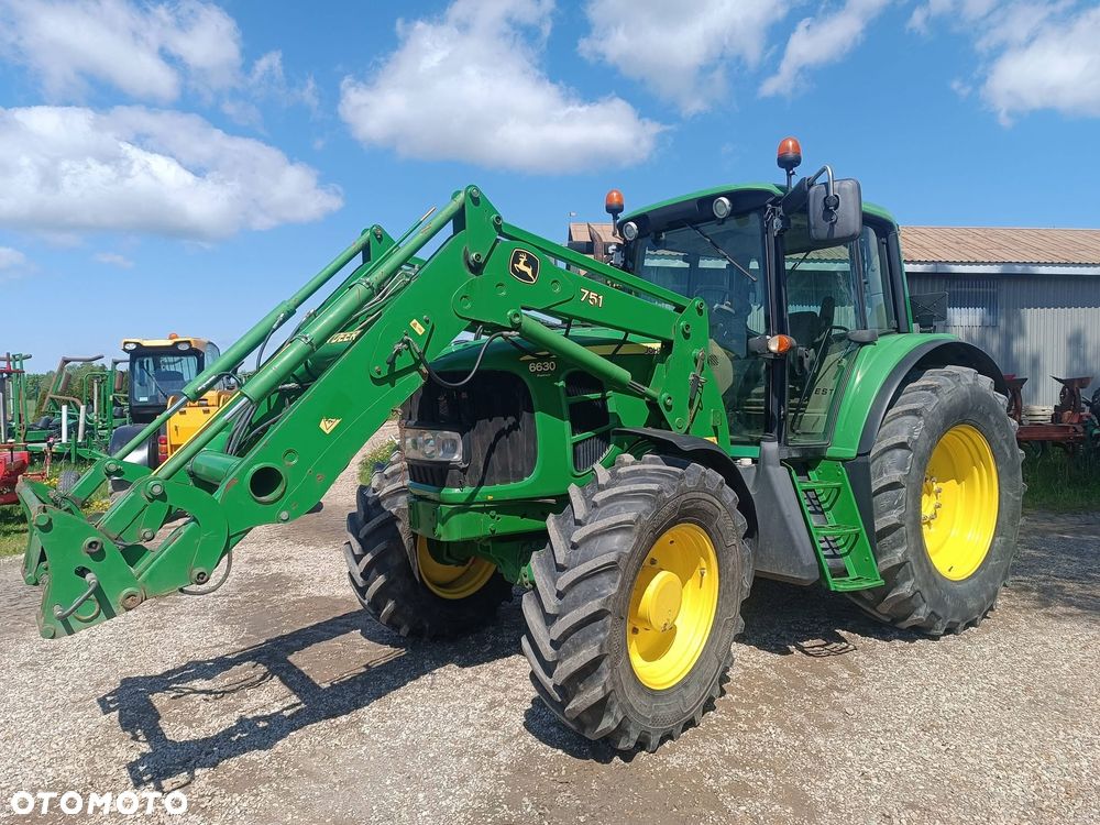 John Deere 6630 - 8