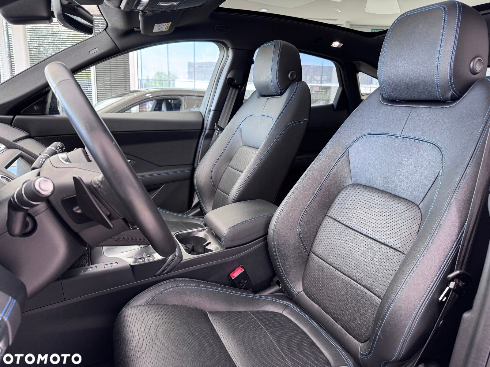 Jaguar E-Pace 2.0 i4D AWD R-Dynamic S - 10