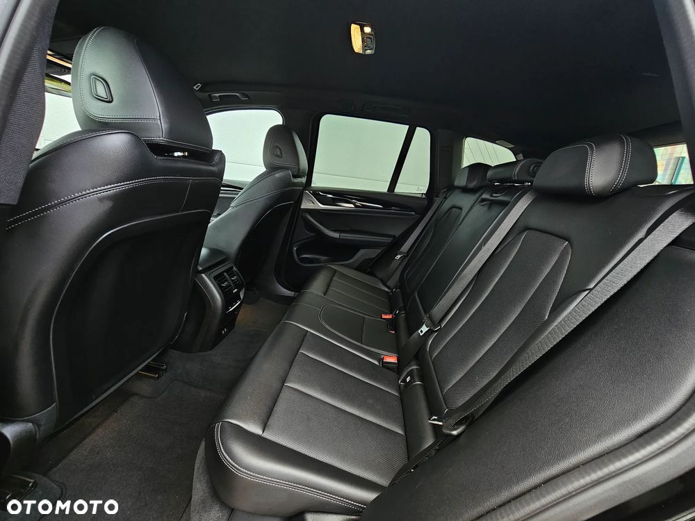 BMW X3 xDrive30e sport - 24