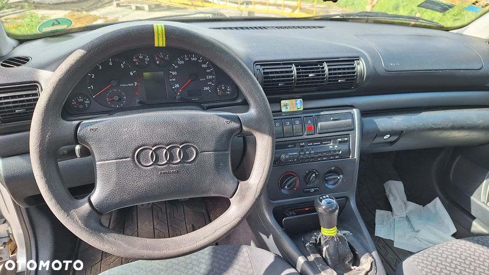 Audi A4 Avant 1.6 - 8