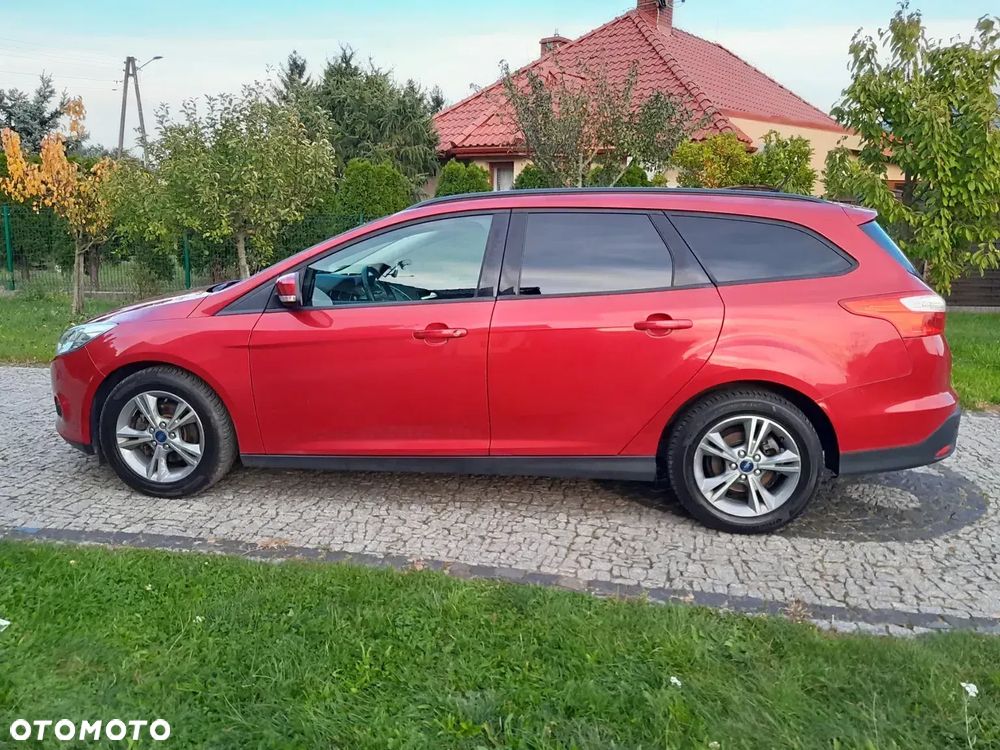Ford Focus 1.0 EcoBoost STart-Stopp-System TITANIUM - 4
