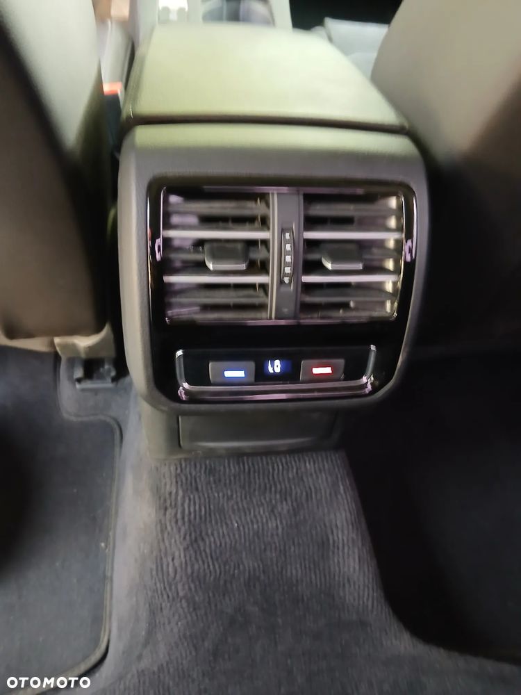 Volkswagen Passat 1.4 TSI BMT ACT Trendline - 21