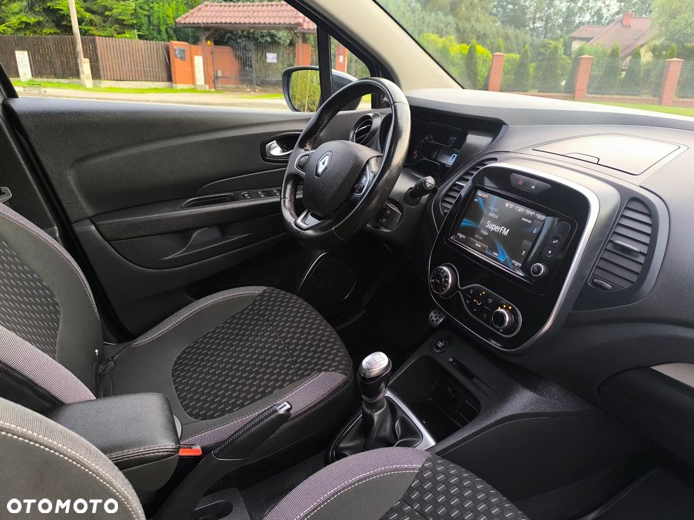 Renault Captur 1.2 Energy TCe Limited - 17