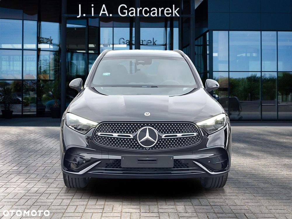 Mercedes-Benz GLC - 9