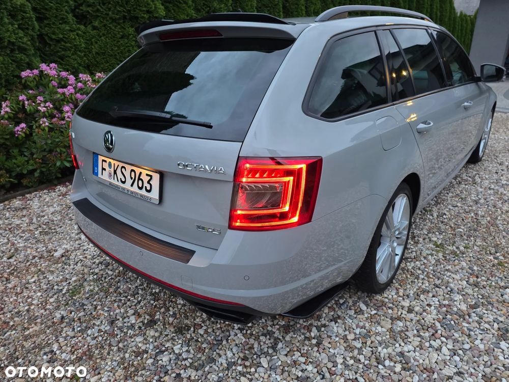 Skoda Octavia 2.0 TDI 4x4 RS DSG - 11