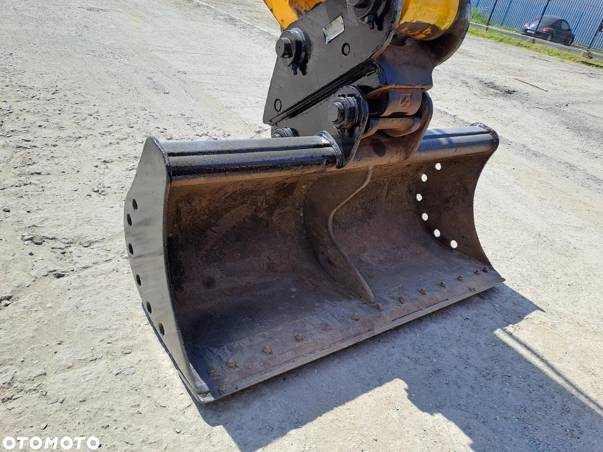 JCB JS 220 LC - 11