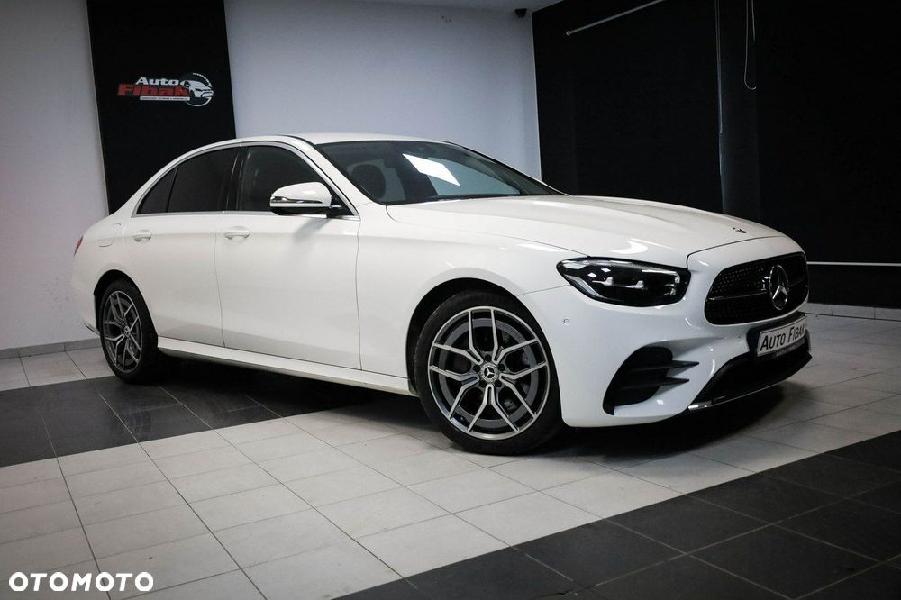 Mercedes-Benz Klasa E 220 d 4-Matic AMG - 2