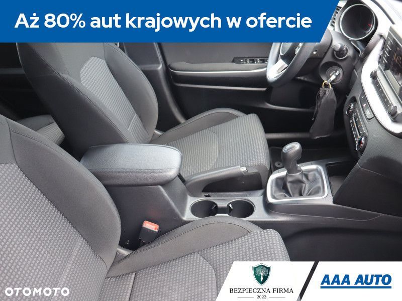 Kia Ceed - 11