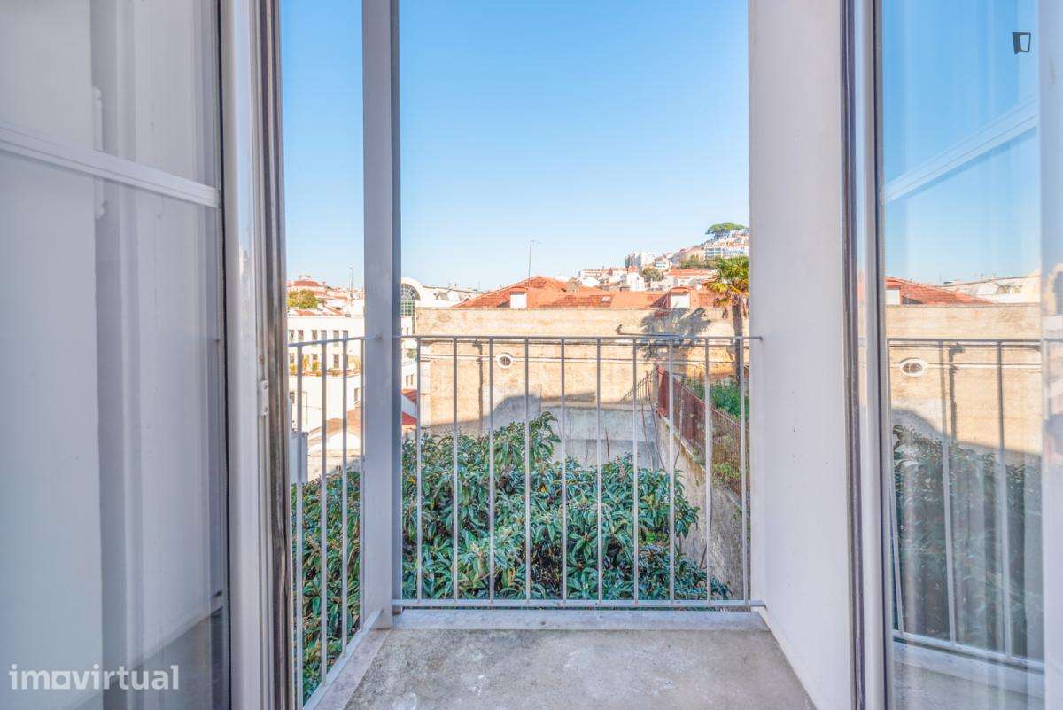 Quarto - localizado em Mouraria Lisbon - Grande imagem: 5/16