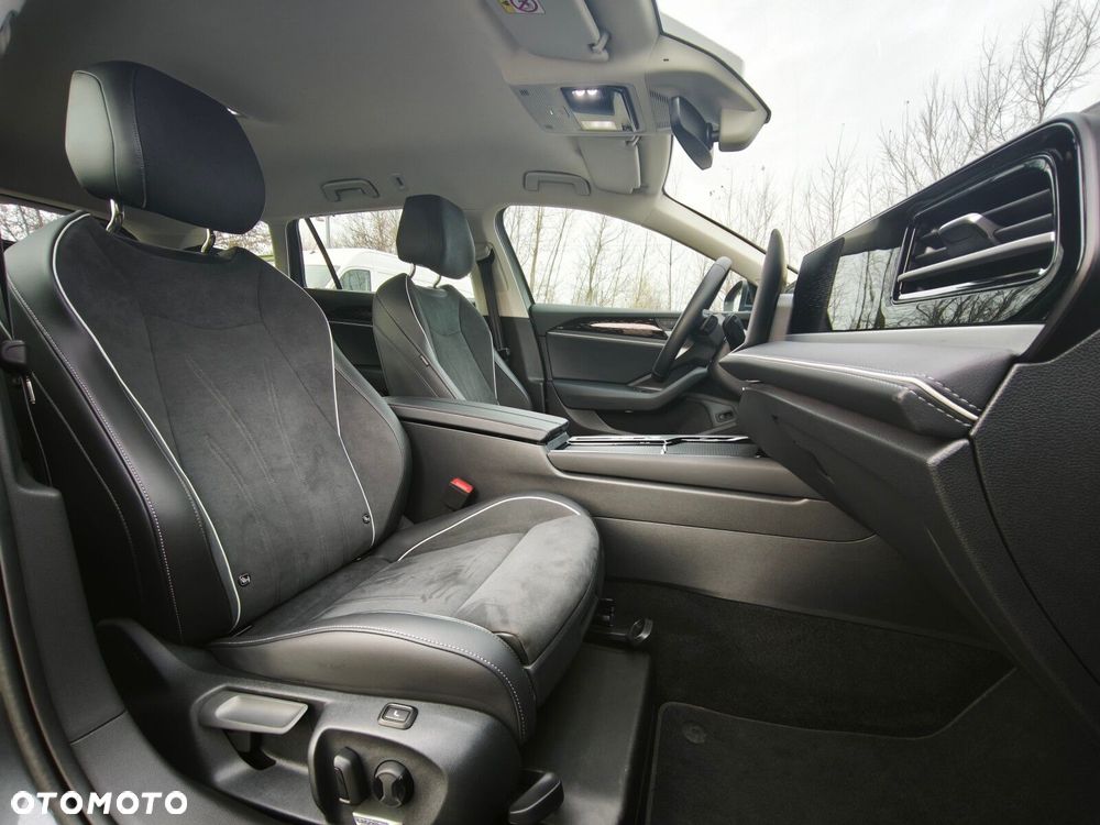 Volkswagen Passat - 17