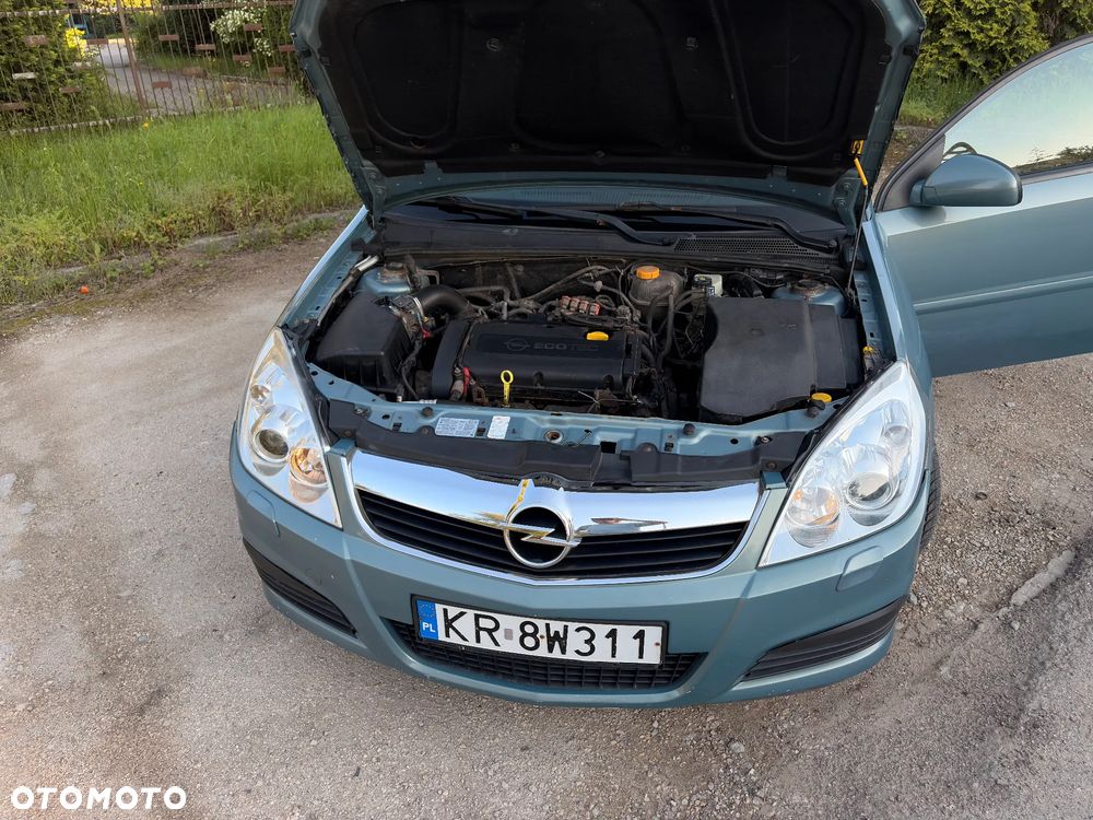 Opel Vectra 1.8 Essentia - 8