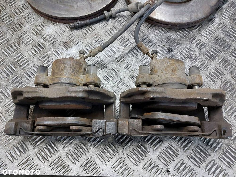 TARCZE HAMULCOWE PRZÓD + KLOCKI + ZACISKI FORD FOCUS MK3 1.6 TDCI - 3
