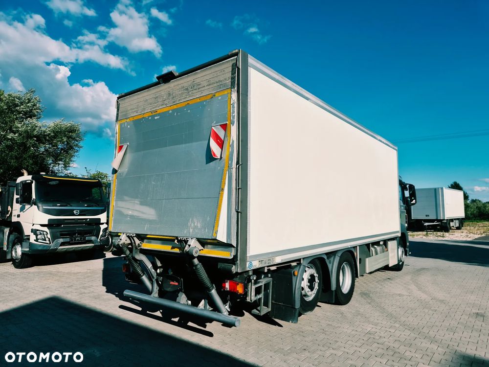 MAN TGS 26.360 6X2 CARRIER chłodnia 7m - 5