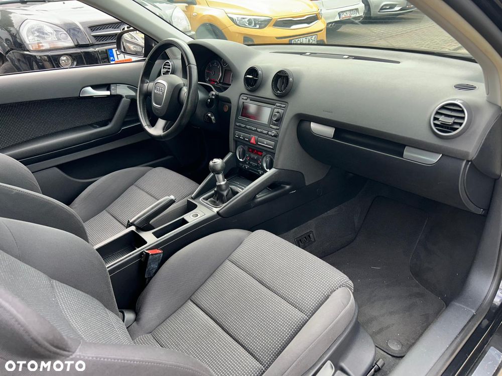 Audi A3 3-drzwiowe 1.9 TDI DPF S Line Sportpaket plus - 7