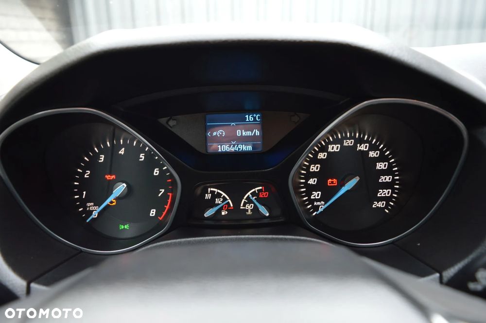 Ford Focus 1.0 EcoBoost Start-Stopp-System Champions Edition - 24