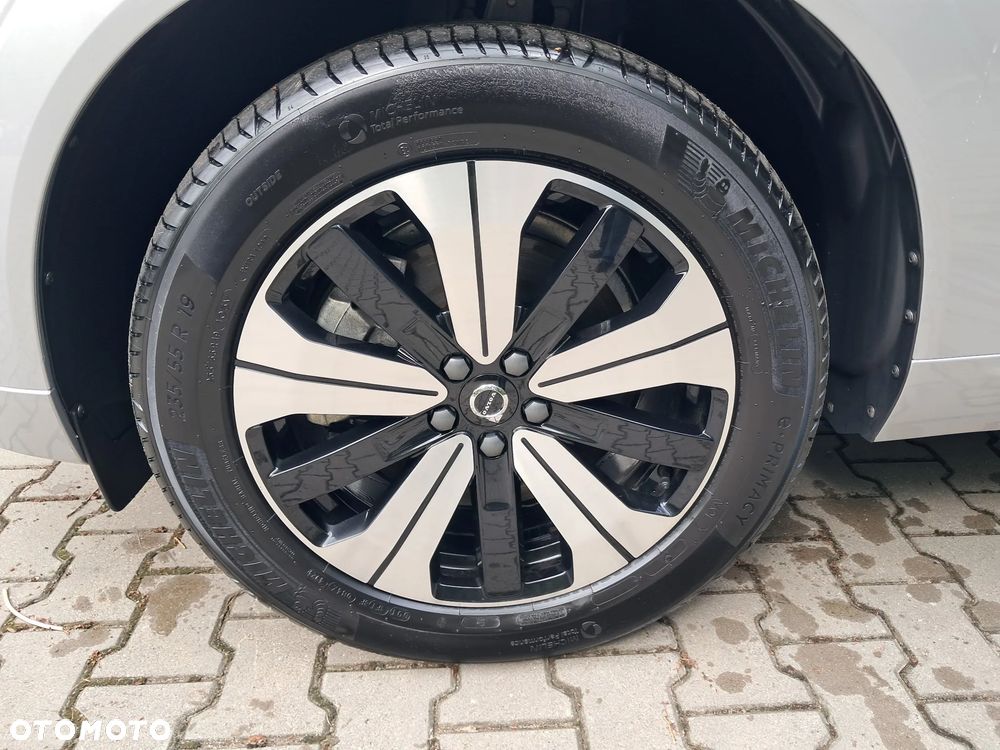 Volvo XC 60 T6 Plug-In Hybrid AWD Plus Dark - 14