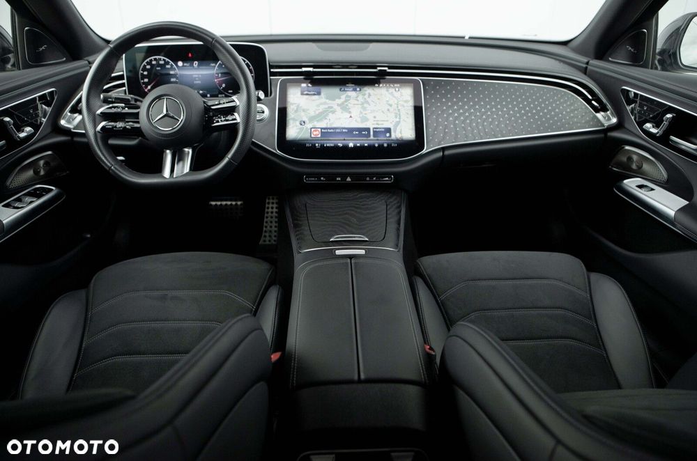 Mercedes-Benz Klasa E 220 d mHEV 4-Matic AMG 9G-Tronic - 26