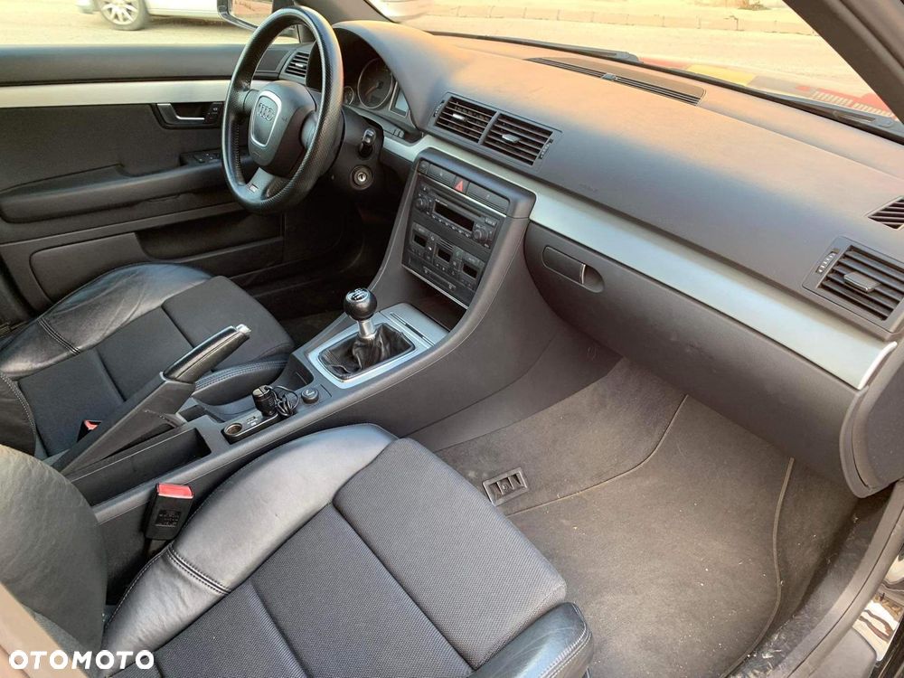 Audi A4 Avant 2.0 TDI - 7